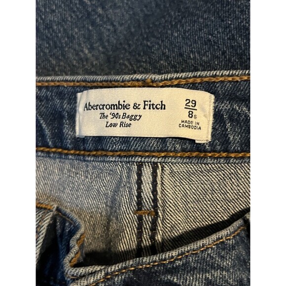 BNWT Abercrombie & Fitch The 90s Baggy Low Rise Jeans Women 29  Distressed - Picture 3 of 3